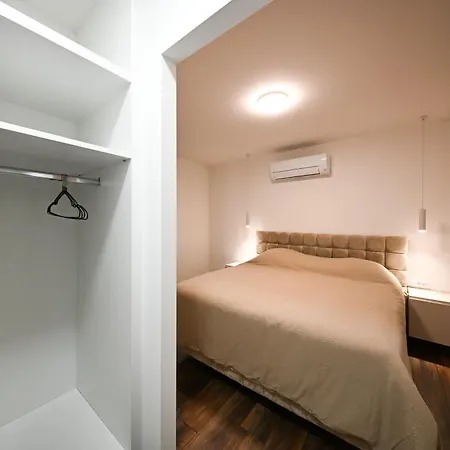 Mia By Adex Travel 公寓 扎达尔